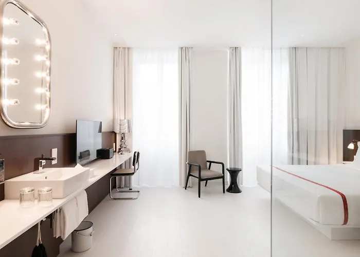 Otel Ruby Giulia Roma